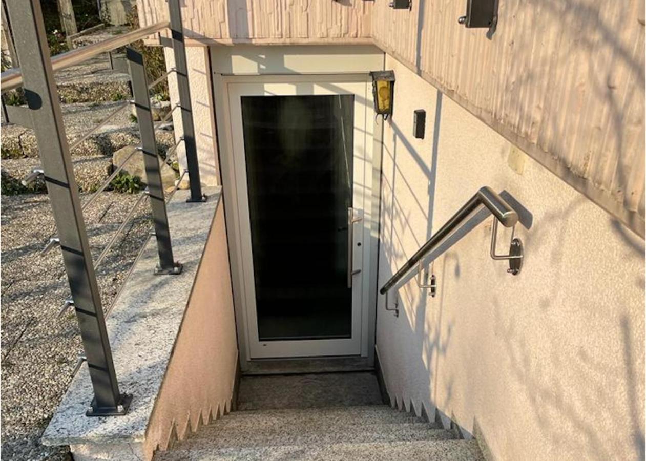 Lakeside Apartment - Seeufer Apartment Аленсбах Екстериор снимка