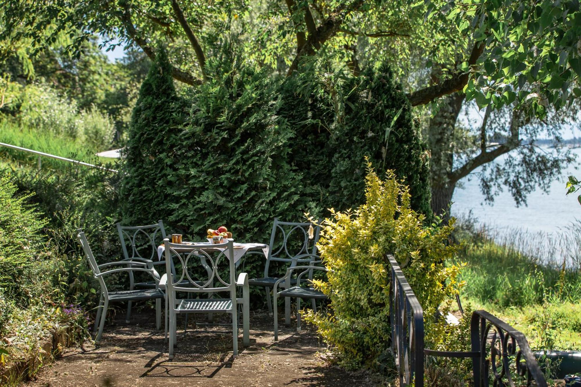 Lakeside Apartment - Seeufer Apartment Аленсбах Екстериор снимка